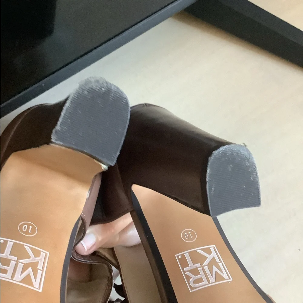 MRKT Strappy Peep Toe Heel with bow details at ankle size 10 brown - Picture 8 of 15